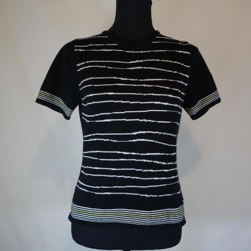 Uniform JohnPaulRichard Short Sleeve Sweater Top